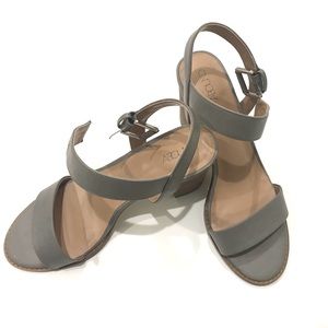 NWOT Stacked Heel Sandals Size 9.5
